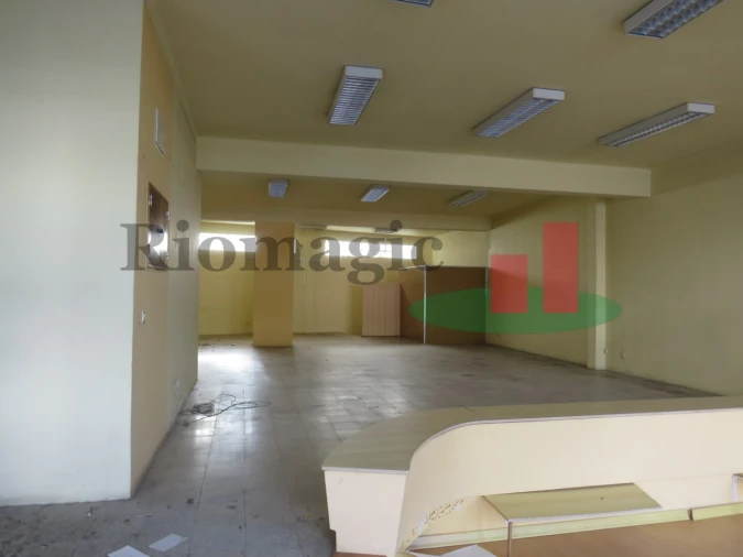 Loja para Venda em Rio Maior Foto 4