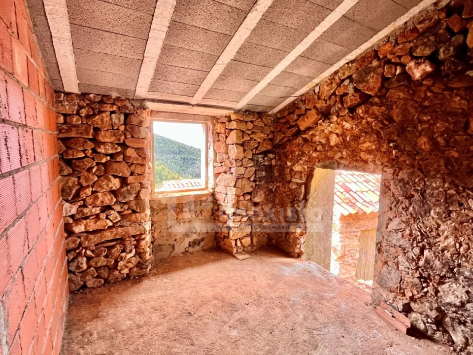 Moradia T2 para Venda em Cumeeira Foto 3