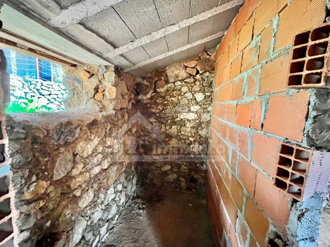 Moradia T2 para Venda em Cumeeira Foto 8