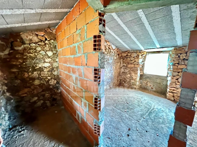 Moradia T2 para Venda em Cumeeira Foto 9