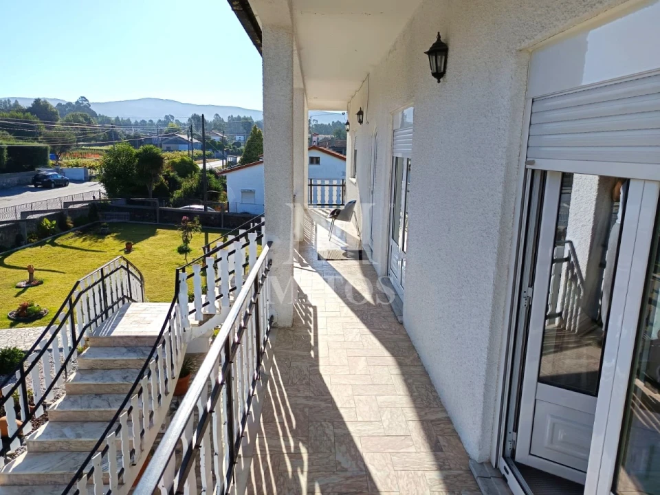 Moradia T3 para Venda em Fragoso Foto 6