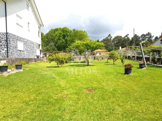 Moradia T3 para Venda em Fragoso Foto 9