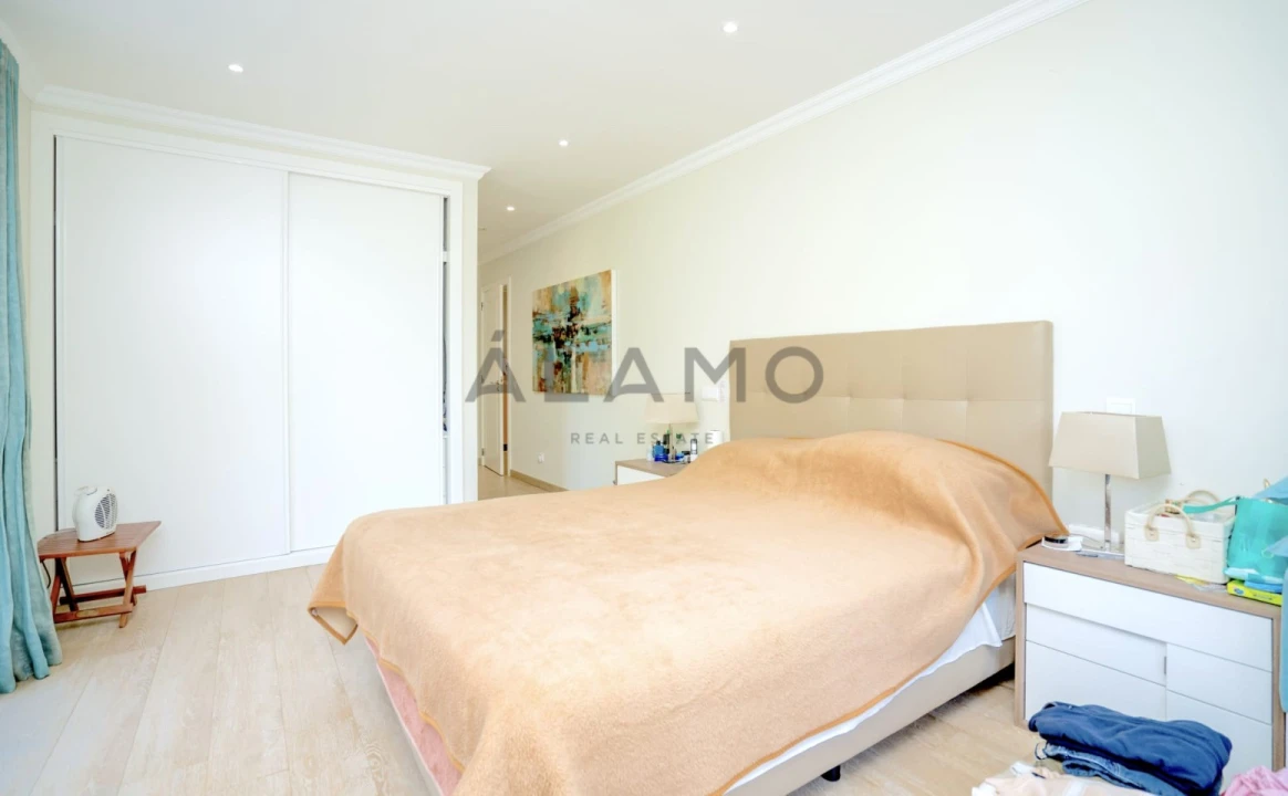 Moradia T10 para Venda em Porches Foto 11