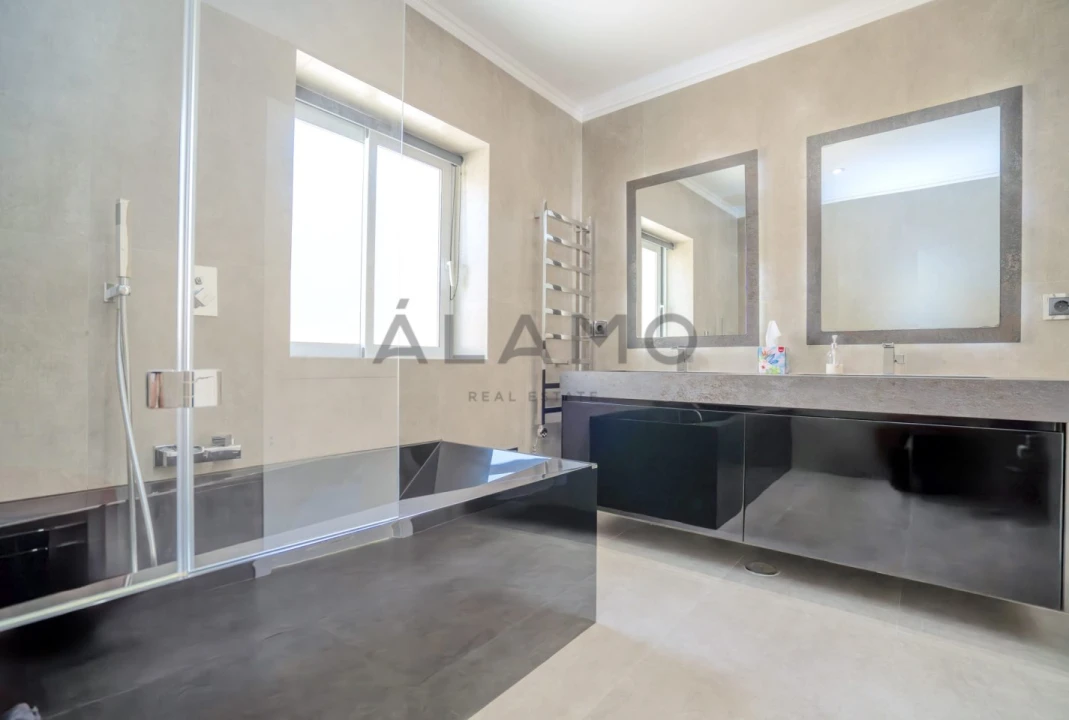 Moradia T10 para Venda em Porches Foto 30