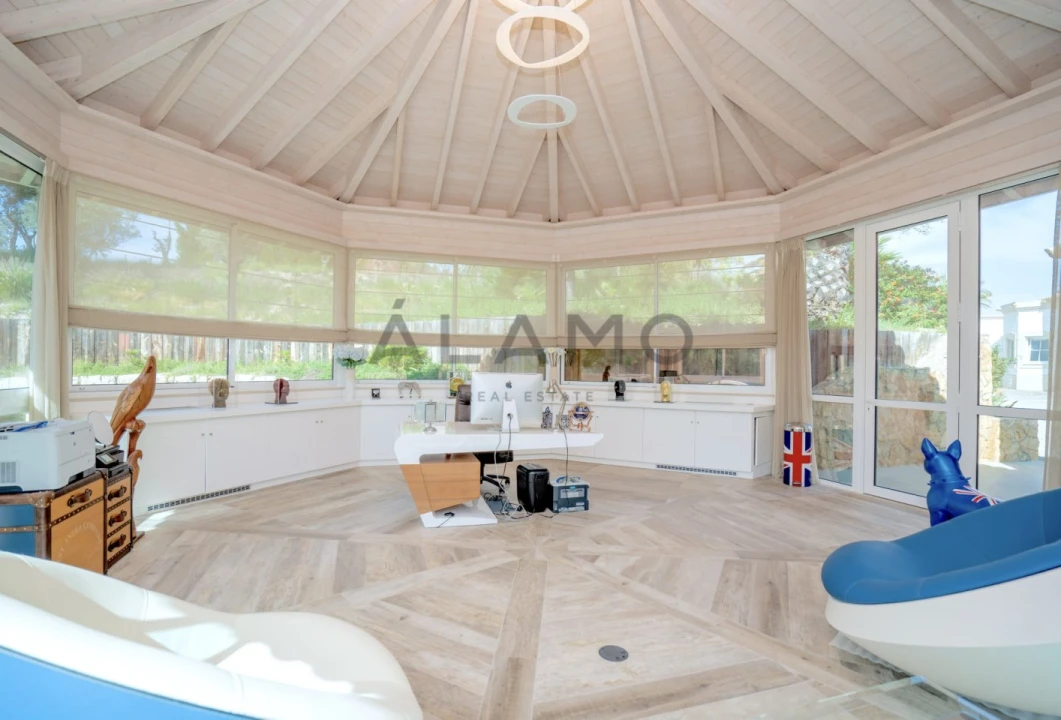 Moradia T10 para Venda em Porches Foto 39