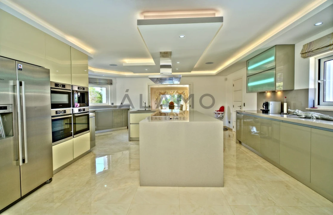 Moradia T10 para Venda em Porches Foto 43