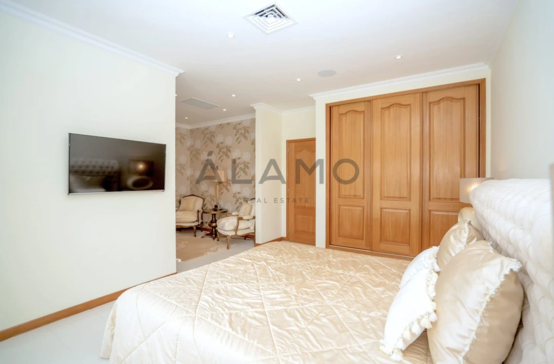 Moradia T10 para Venda em Porches Foto 48