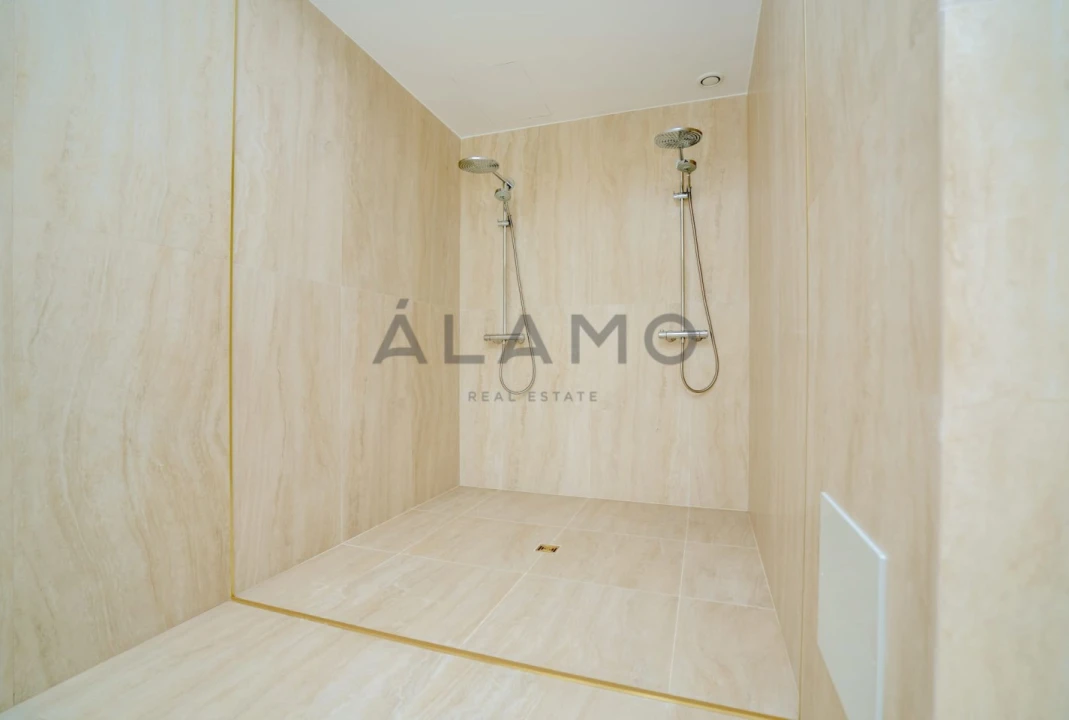 Moradia T10 para Venda em Porches Foto 57