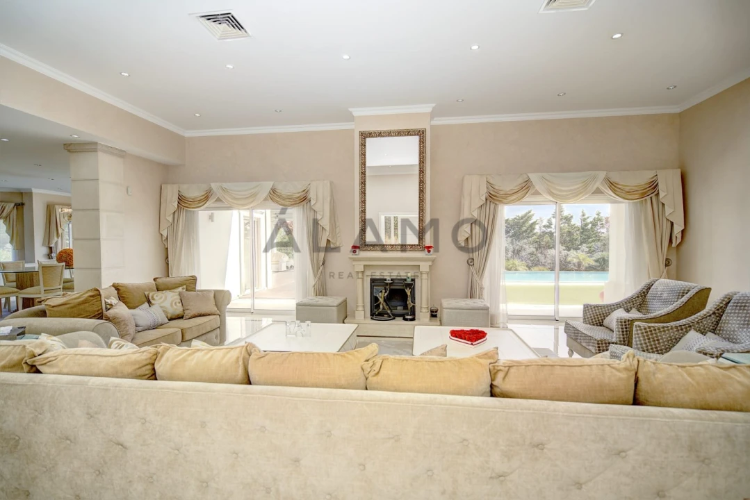 Moradia T10 para Venda em Porches Foto 65