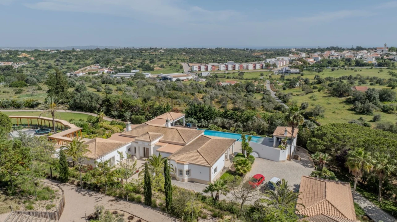 Moradia T10 para Venda em Porches Foto 67