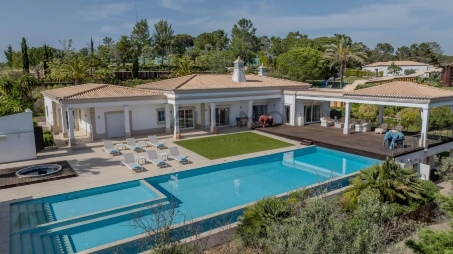 Moradia T10 para Venda em Porches