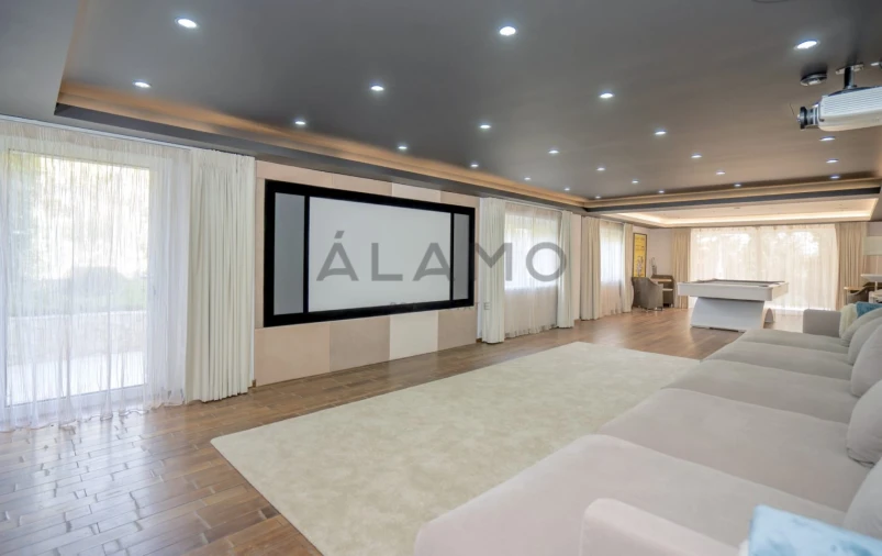 Moradia T10 para Venda em Porches Foto 63