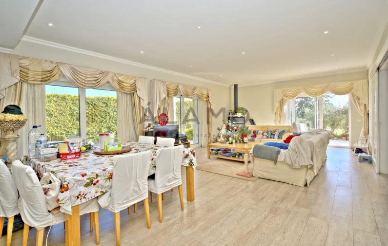 Moradia T10 para Venda em Porches Foto 74