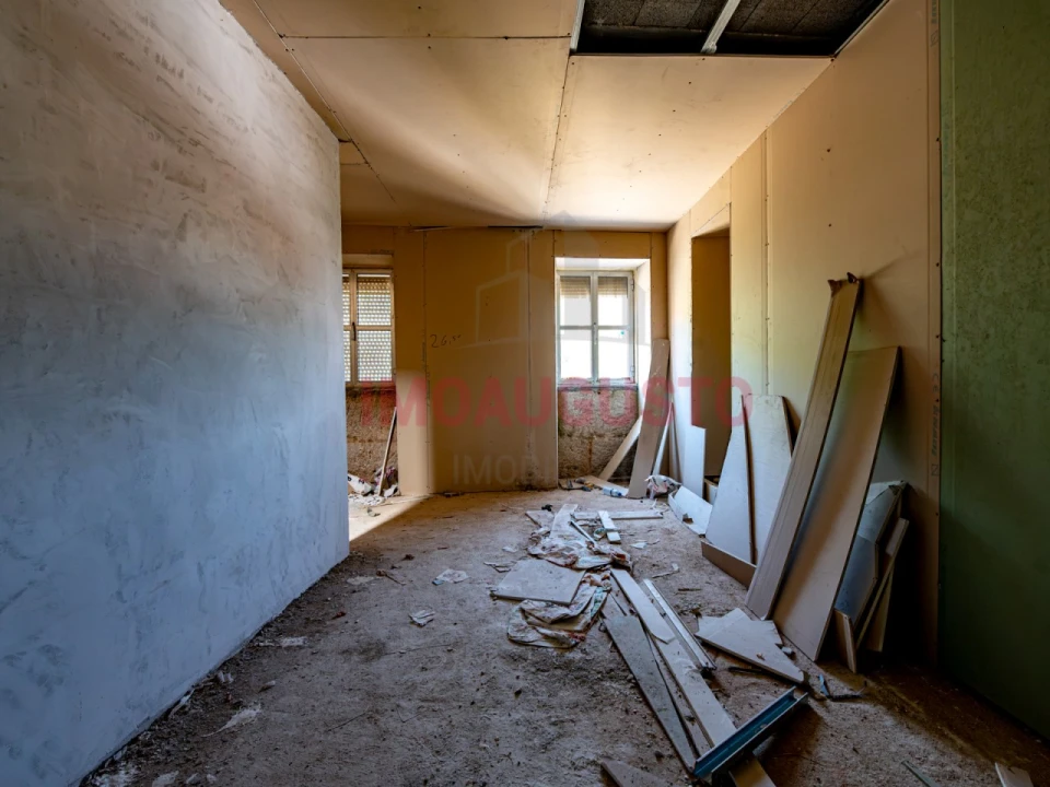 Moradia T2 para Venda em Melo e Nabais Foto 8