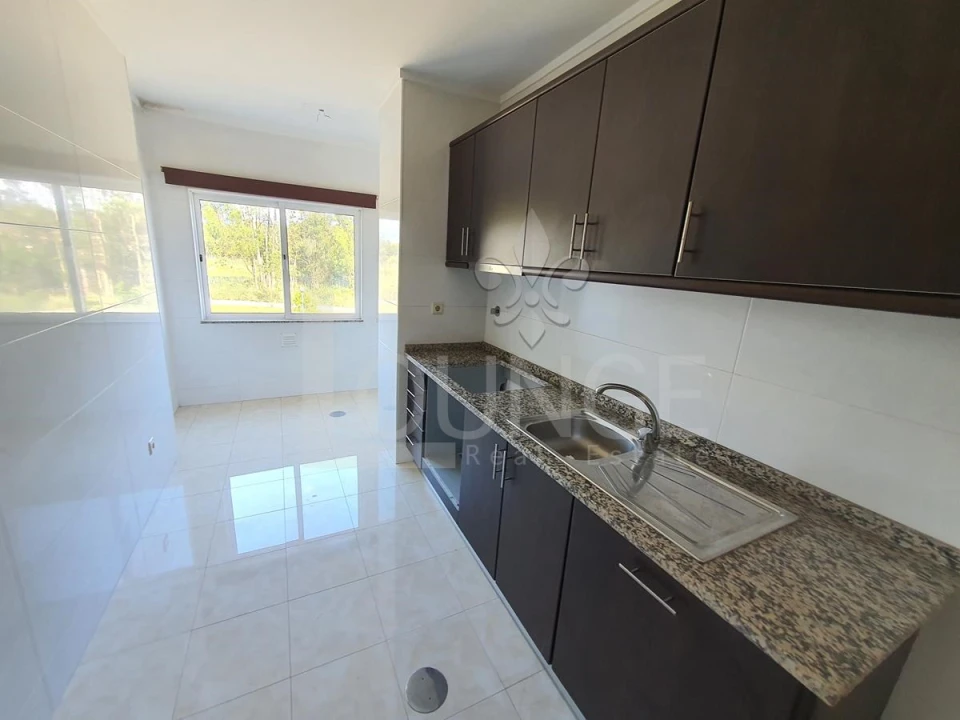 Apartamento T2 para Venda em Canelas Foto 5