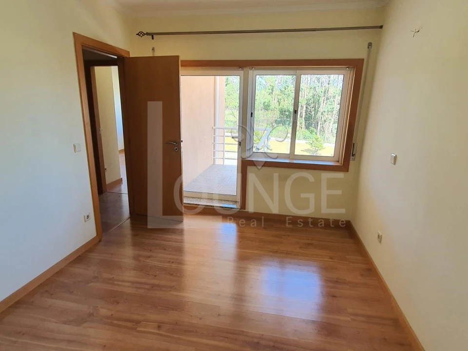 Apartamento T2 para Venda em Canelas Foto 8