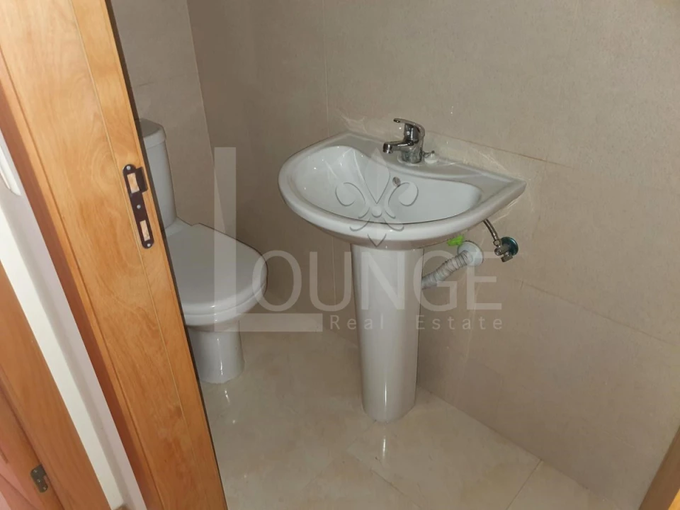 Apartamento T2 para Venda em Canelas Foto 12