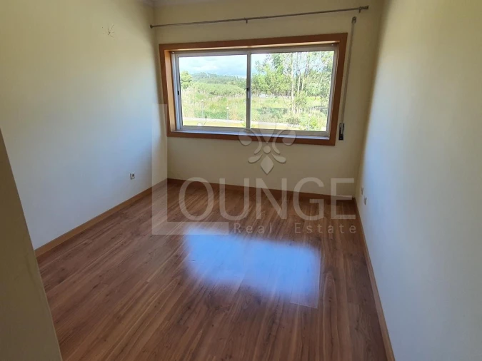 Apartamento T2 para Venda em Canelas Foto 9