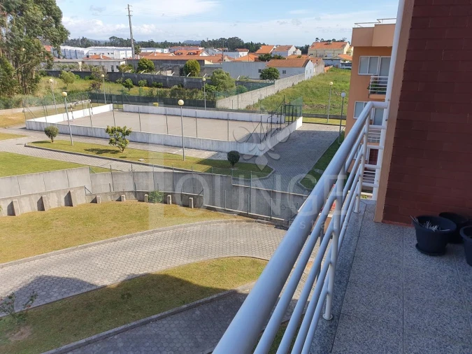 Apartamento T2 para Venda em Canelas Foto 15