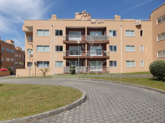 Apartamento T2 para Venda em Canelas Foto 19