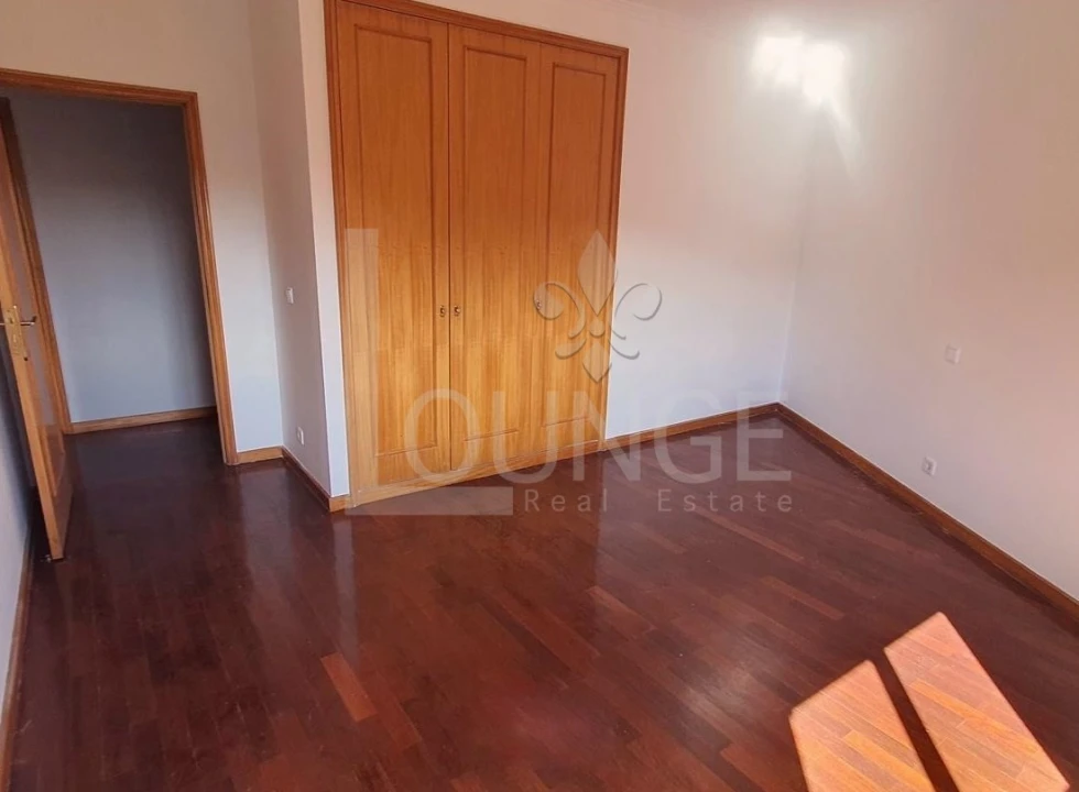 Apartamento T3 para Venda em Pedroso e Seixezelo Foto 6