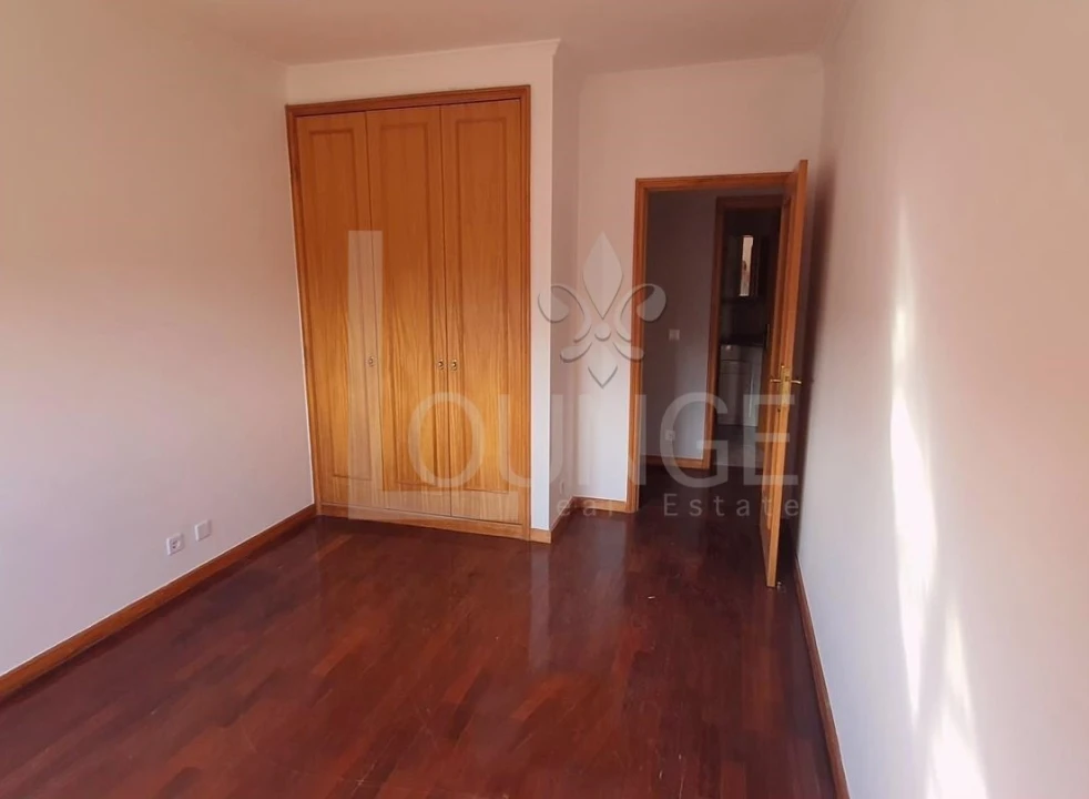 Apartamento T3 para Venda em Pedroso e Seixezelo Foto 7