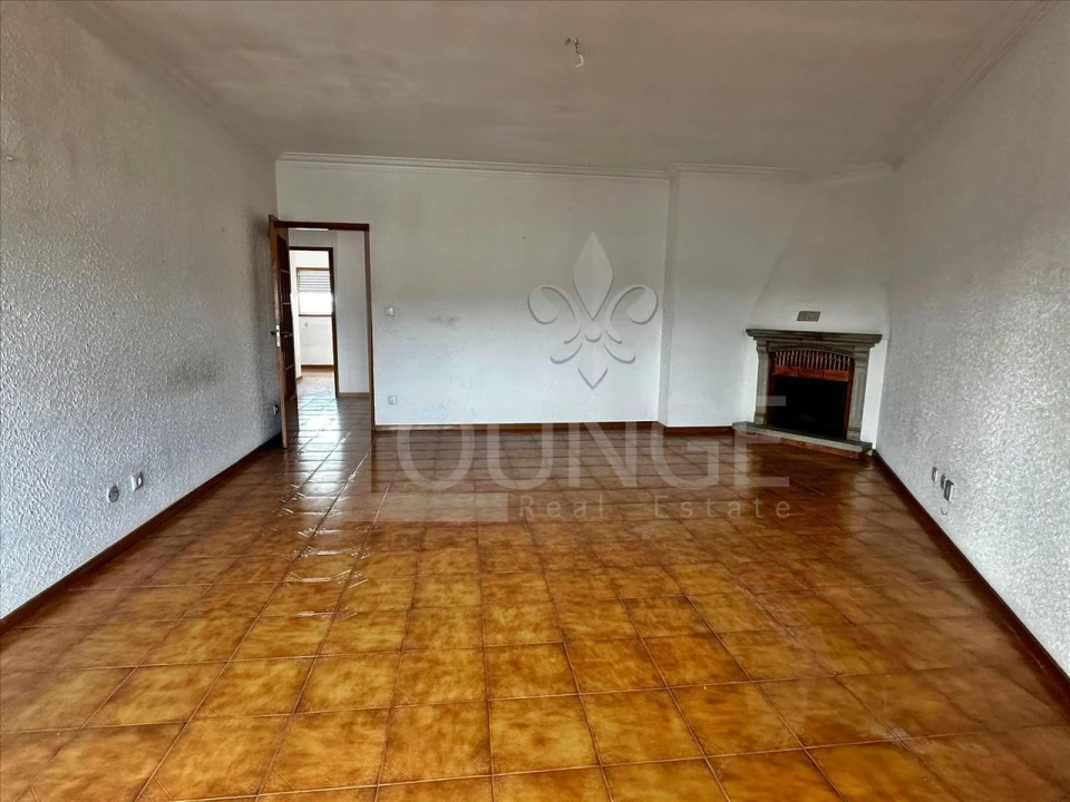 Apartamento T2 para Venda em Rio Tinto Foto 2