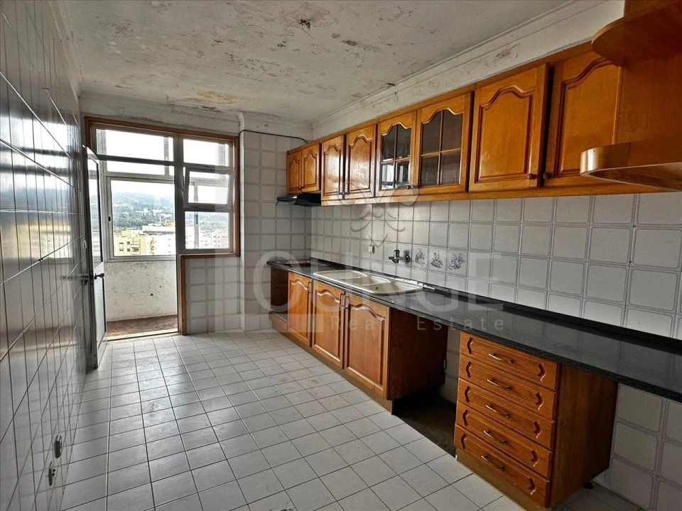 Apartamento T2 para Venda em Rio Tinto Foto 3