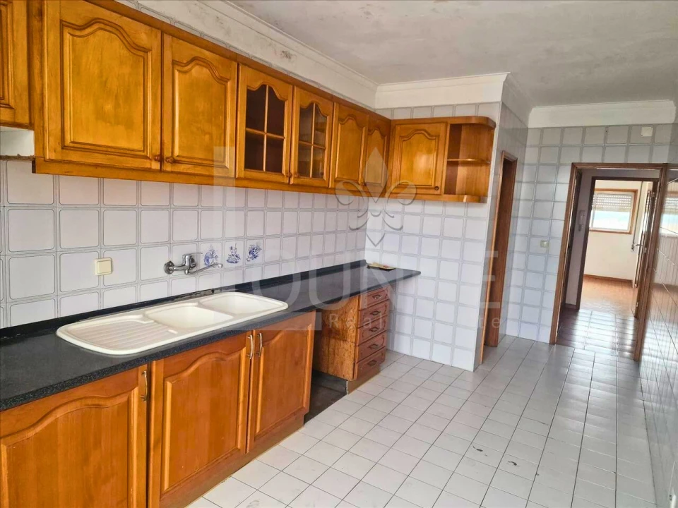 Apartamento T2 para Venda em Rio Tinto Foto 4