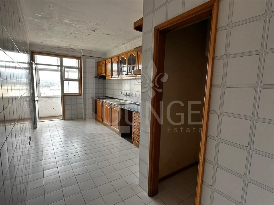 Apartamento T2 para Venda em Rio Tinto Foto 5