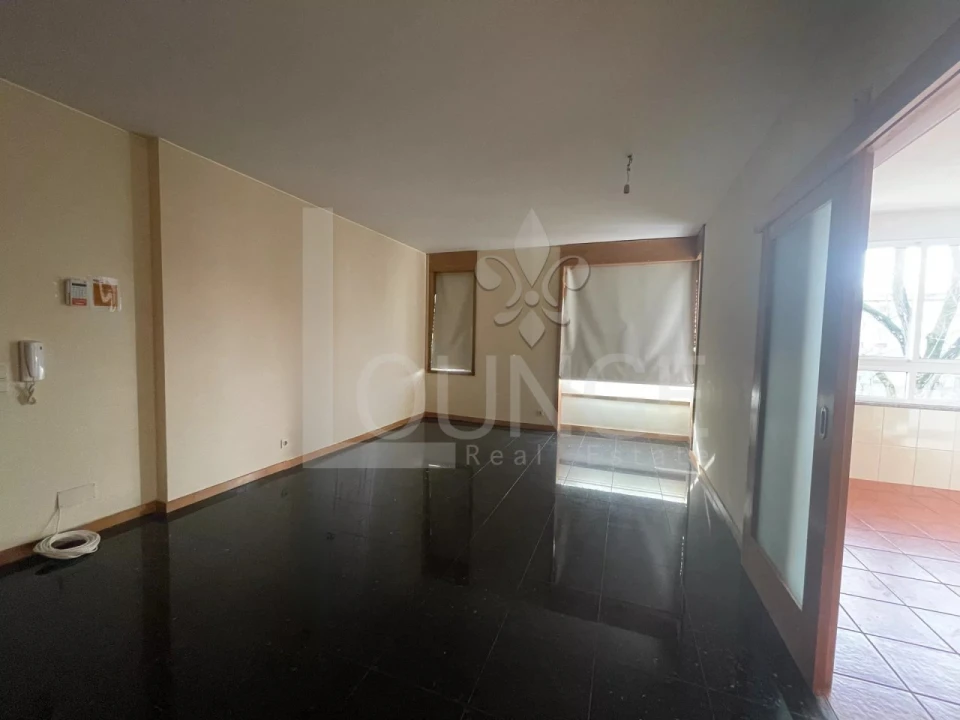 Apartamento T3 para Venda em Paranhos Foto 2