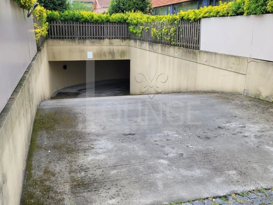 Apartamento T5 para Venda em Paranhos Foto 7