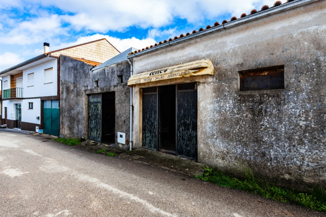 Moradia T1 para Venda em Murtede Foto 20