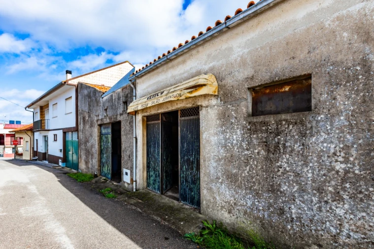 Moradia T1 para Venda em Murtede