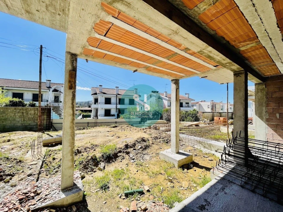 Moradia T3 para Venda em Merelim (São Pedro) e Frossos Foto 18