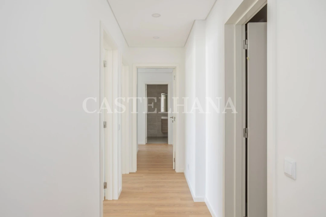 Apartamento T3 para Venda em Faro (Sé e São Pedro) Foto 29