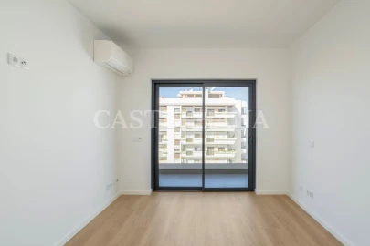 Apartamento T3 para Venda em Faro (Sé e São Pedro)