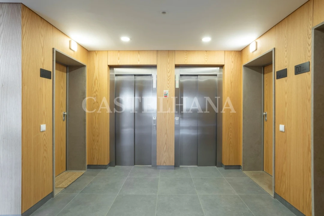 Apartamento T2 para Venda em Faro (Sé e São Pedro) Foto 12