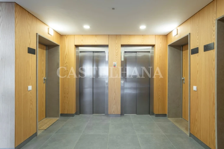 Apartamento T2 para Venda em Faro (Sé e São Pedro) Foto 12