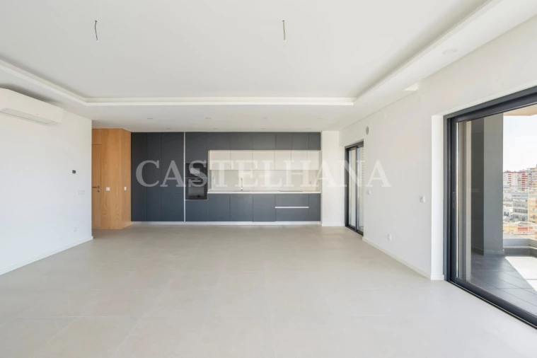 Apartamento T2 para Venda em Faro (Sé e São Pedro) Foto 14
