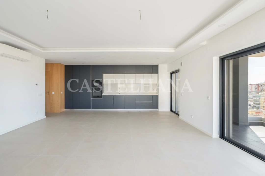 Apartamento T2 para Venda em Faro (Sé e São Pedro) Foto 8