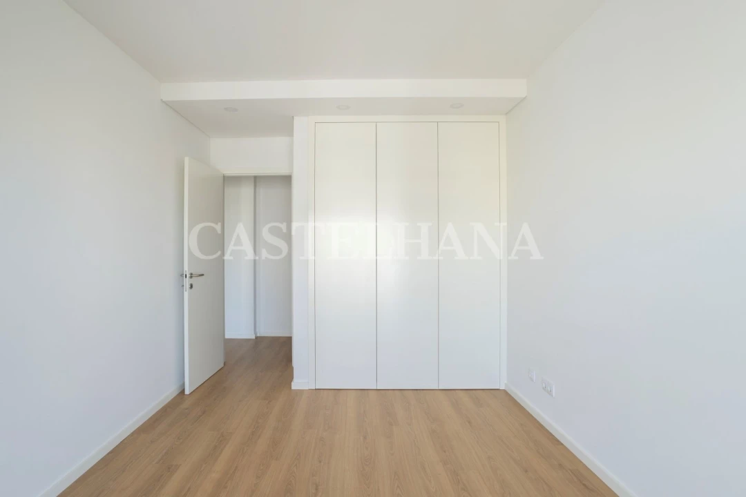 Apartamento T2 para Venda em Faro (Sé e São Pedro) Foto 20