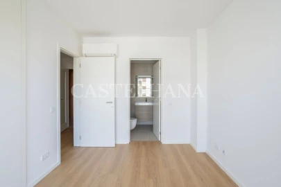 Apartamento T2 para Venda em Faro (Sé e São Pedro)