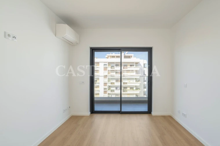 Apartamento T2 para Venda em Faro (Sé e São Pedro) Foto 21