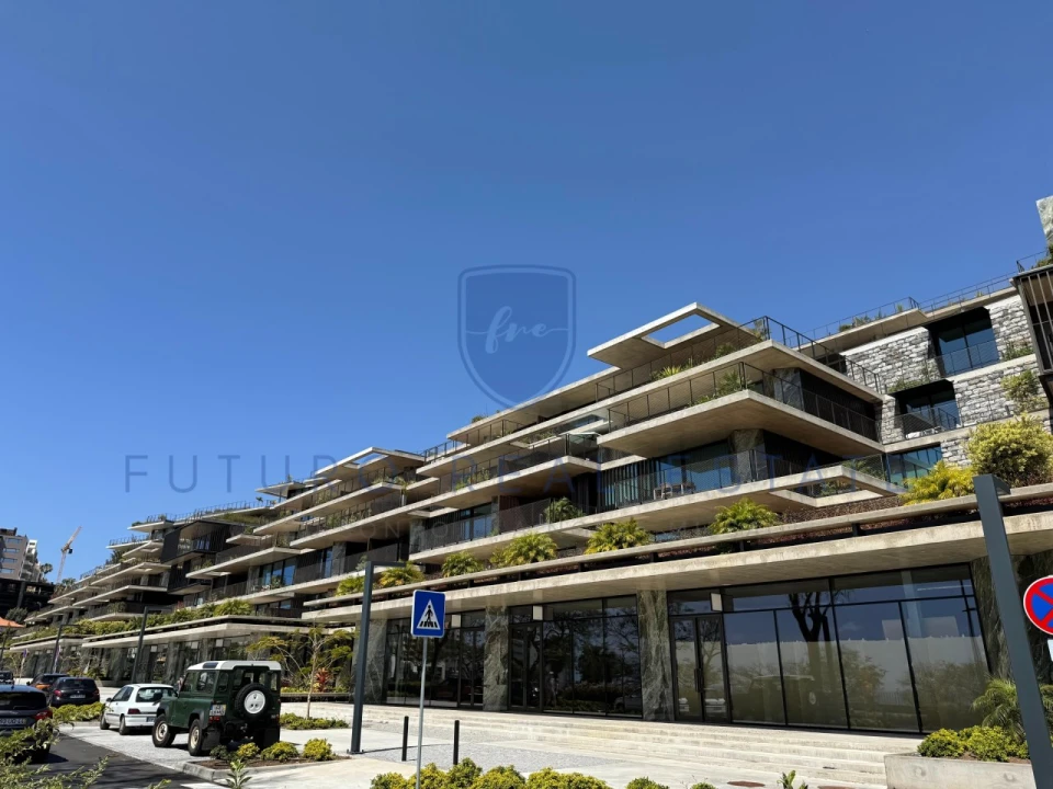 Loja para Arrendamento em São Martinho Foto 17