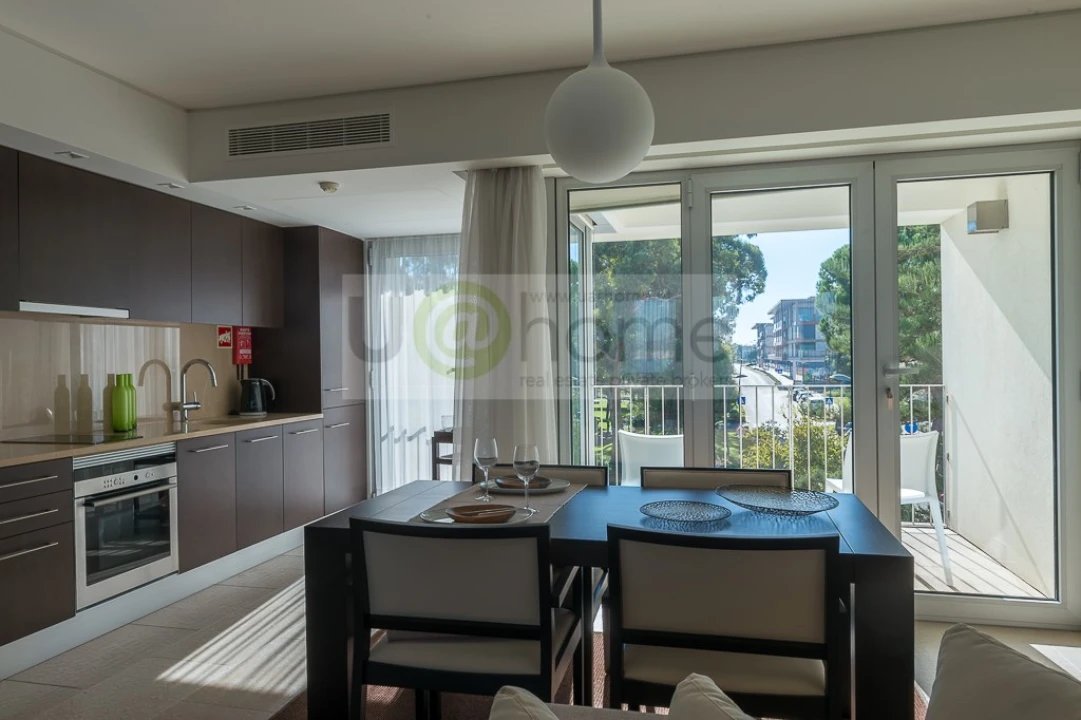 Apartamento T1 para Venda em Carvalhal Foto 2