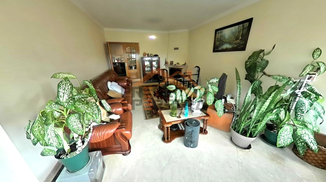 Apartamento T3 para Venda em Ramada e Caneças Foto 3