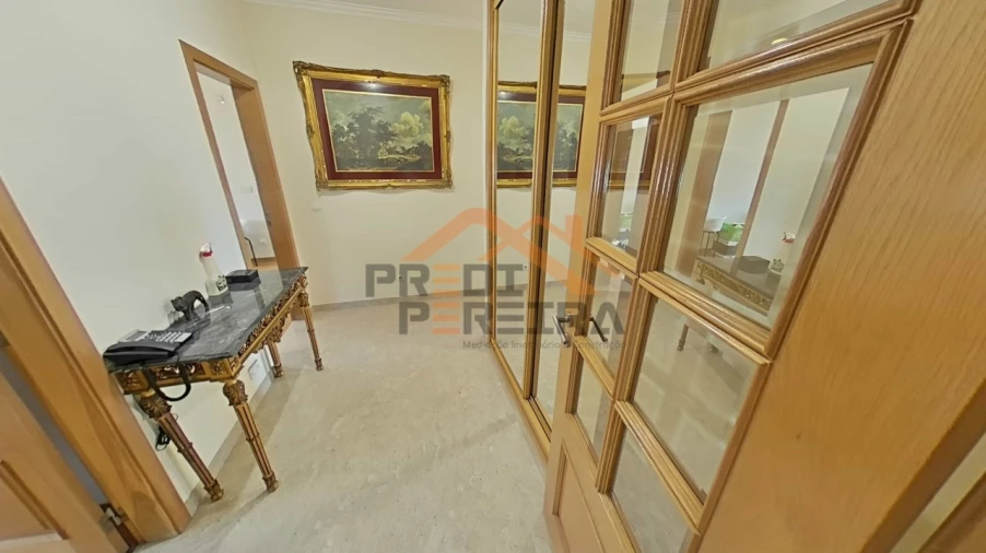 Apartamento T3 para Venda em Ramada e Caneças Foto 17