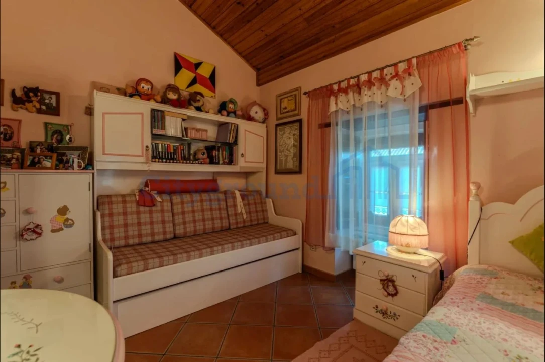 Moradia T10 para Venda em Louriçal Foto 18