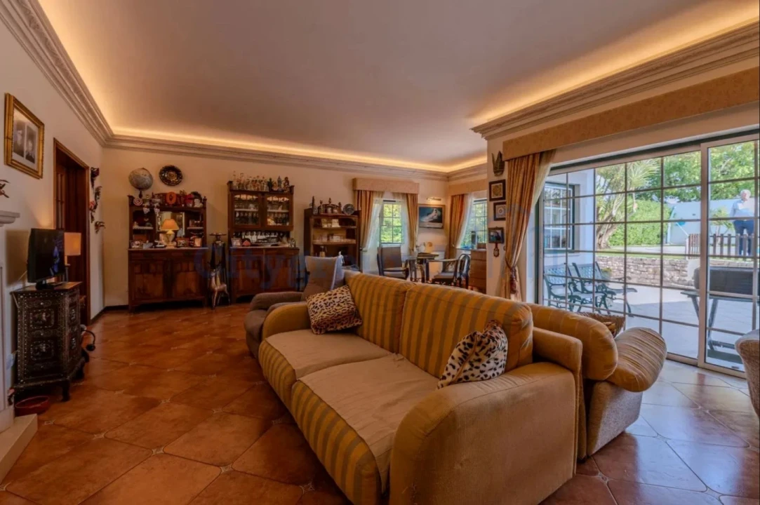 Moradia T10 para Venda em Louriçal Foto 21